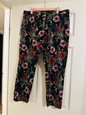 H&M Black Floral Capris with Red and Pink Poppies